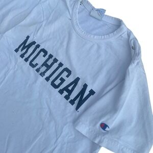 Vintage Champion Michigan Wolverines T Shirt White Distressed Mens Medium